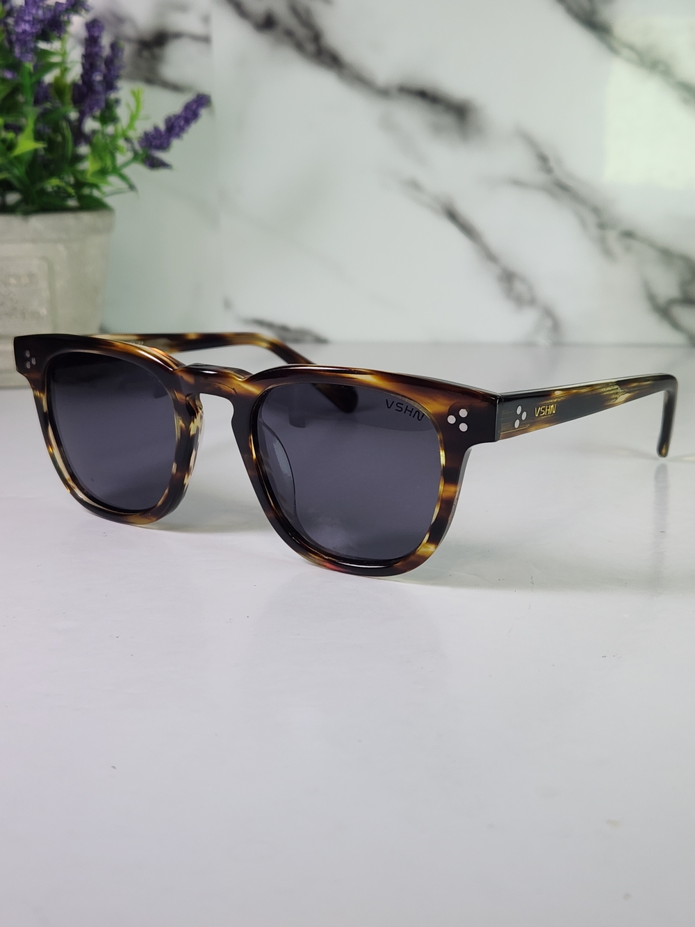 VSHN Acetate Tortoise Wayfarer Sunglasses with Dark Gray Lenses.
